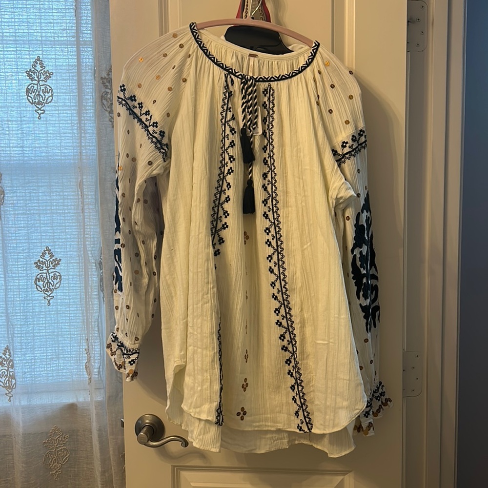New with tags free people ivory caftan top with gold detailing
